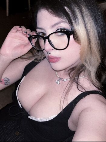 Full leaked Calessira private photo
