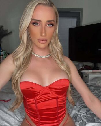 Full leaked Calliekingx private onlyfans photo
