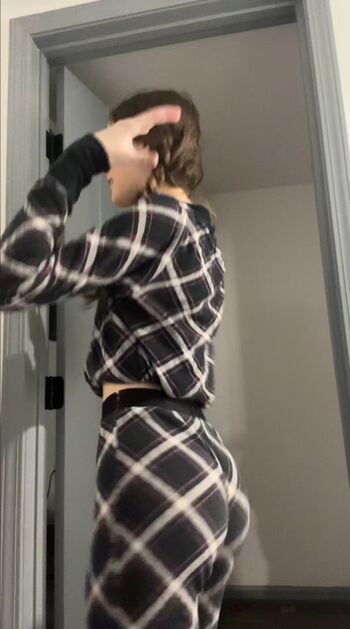 Full leaked Calliforniagurl private photo