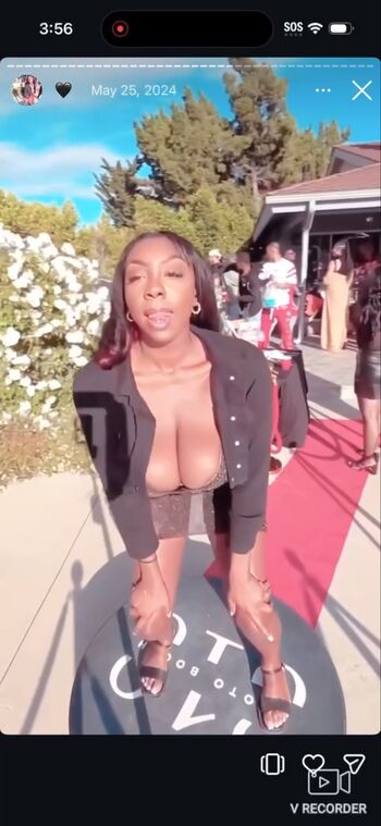 Full leaked Callmeellepls private photo