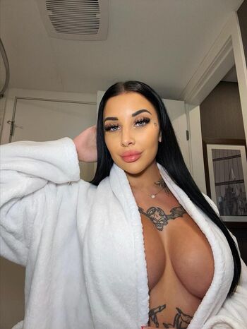 Full leaked Callmelasexy private photo