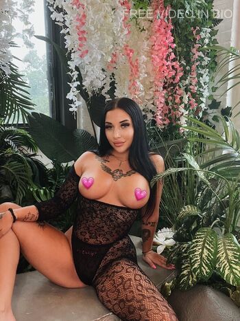 Full leaked Callmelasexy private photo