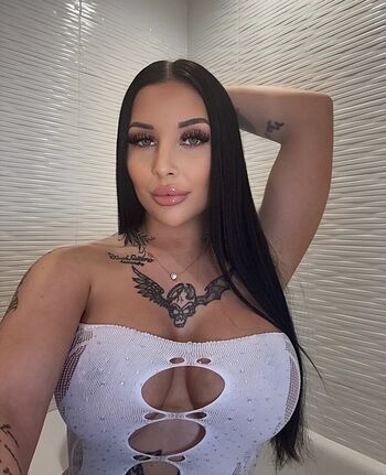 Full leaked Callmelasexy private photo