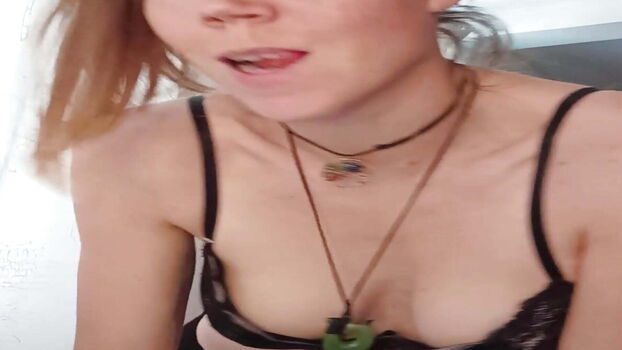 Full leaked Callmemaria private onlyfans photo