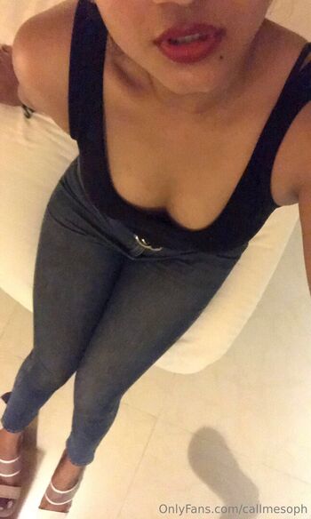 Full leaked Callmesoph page private photo