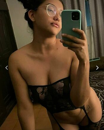 Full leaked Camashorty private onlyfans photo