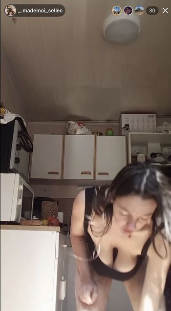 Full leaked Camiiilleee private photo