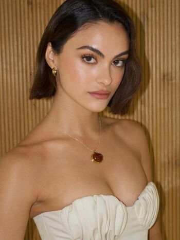 Full leaked Camila mendes page private photo