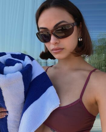 Camila Mendes
