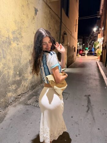 Full leaked Camila morrone private photo