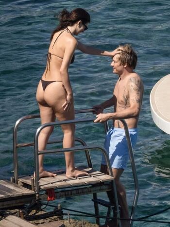 Full leaked Camila morrone private photo