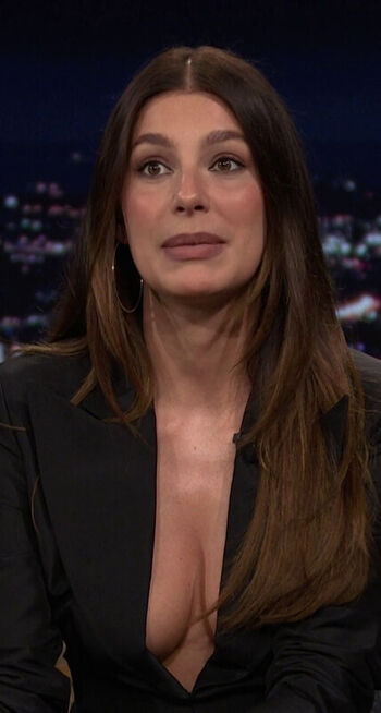 Full leaked Camila morrone page private photo