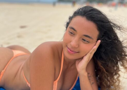 Full leaked Camilaferreirai page private onlyfans photo