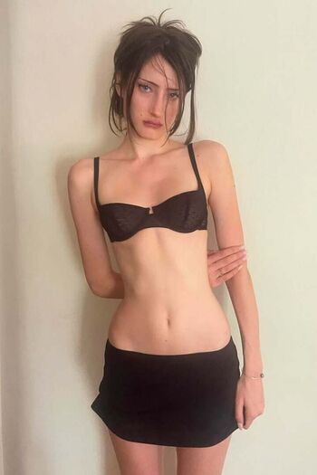 Full leaked Camill leroth private onlyfans photo