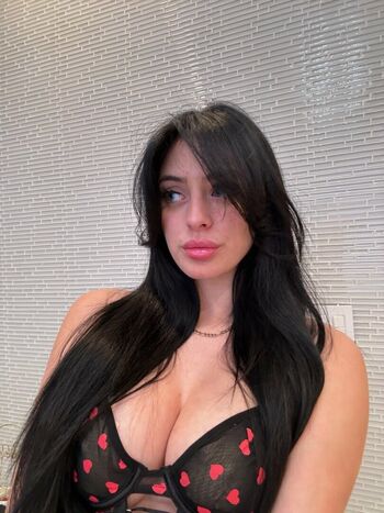 Full leaked Camilla arauj private photo