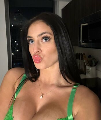 Full leaked Camilla arauj private photo