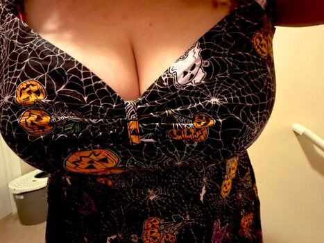Full leaked Camizole corzette private photo