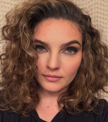 Full leaked Camren bicondova private photo