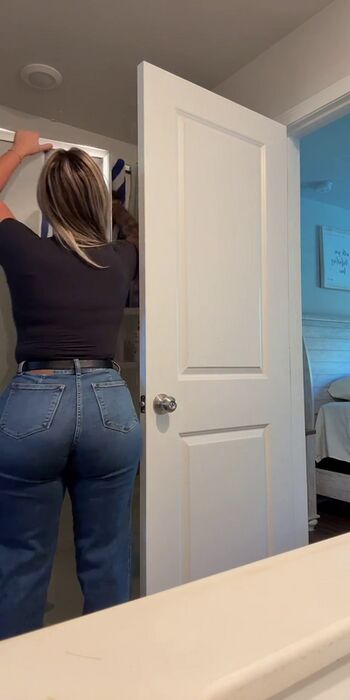 Full leaked Candice private photo