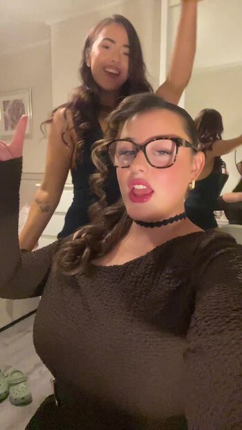 Full leaked Candicedih private photo