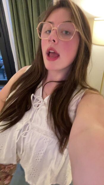 Full leaked Candicedih private photo