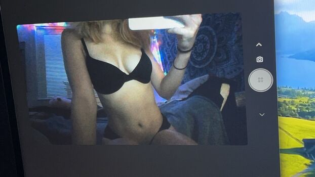 Full leaked Candiedvolet private photo
