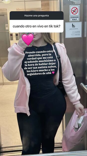 Full leaked Candyrobbs private onlyfans photo