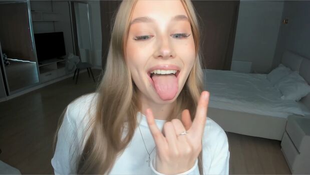 Full leaked Caprice marileen private photo