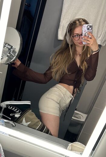 Full leaked Capybaraclutchs private photo