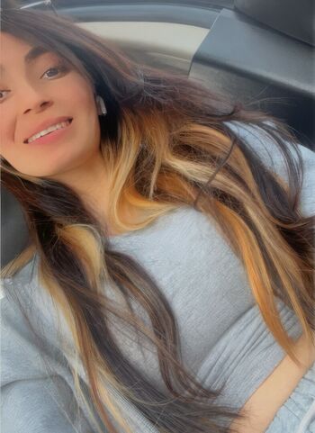 Full leaked Caradeliz private photo