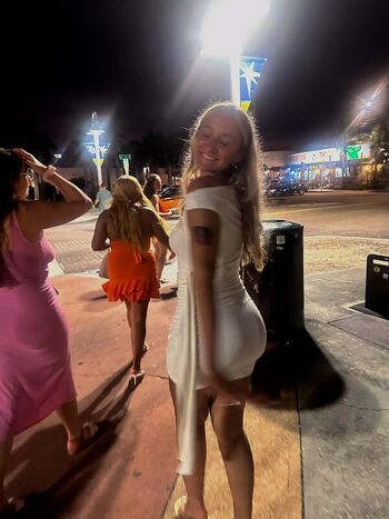 Full leaked Caragarcia private photo