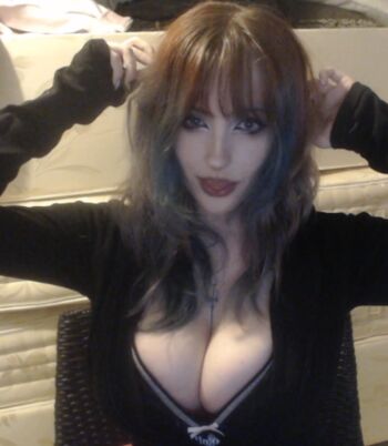 Full leaked Caralouss private photo
