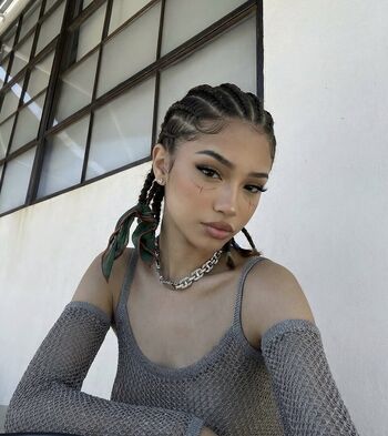 Full leaked Caramelcamilaxx private photo