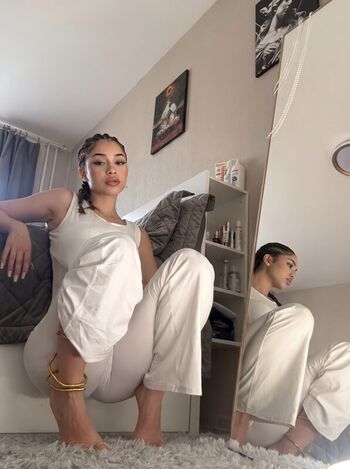 Full leaked Caramelcamilaxx private photo
