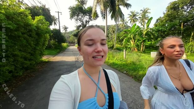 Full leaked Caramella private onlyfans photo