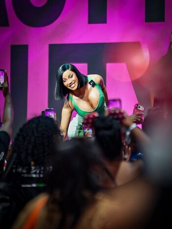 Full leaked Cardi b  page private photo