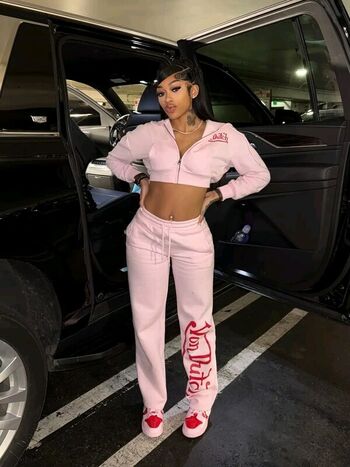 Full leaked Carenavonchae page private photo