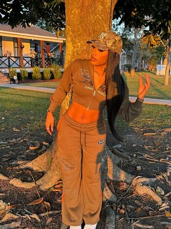 Full leaked Carenavonchae page private photo