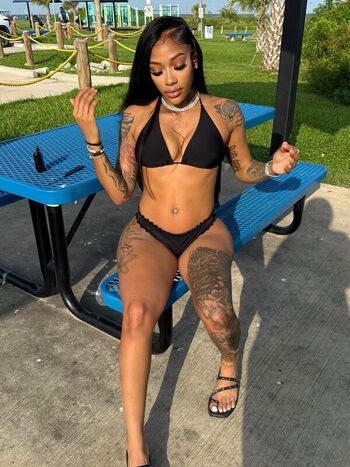Full leaked Carenavonchae private photo