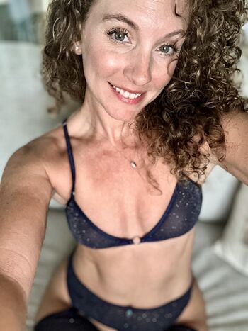 Full leaked Carianne page private photo
