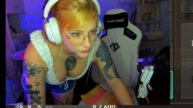 Full leaked Carine laste private photo