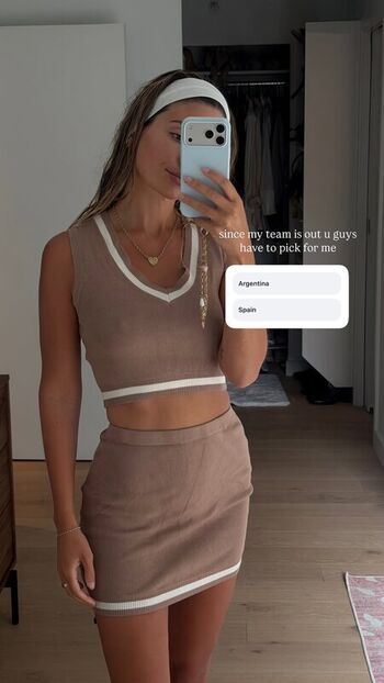 Full leaked Carla bezanson private photo