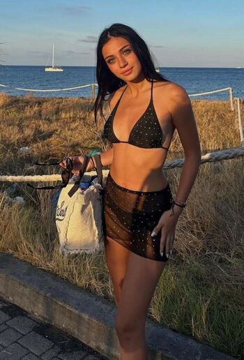 Full leaked Carla famulari private photo