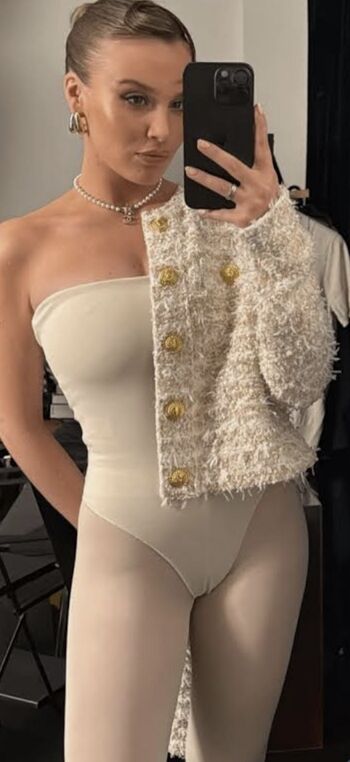 Full leaked Carla lazzari private photo