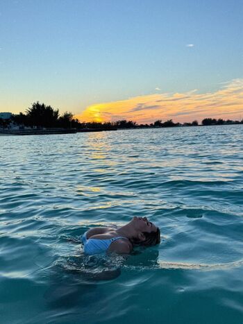 Full leaked Carla moreau private onlyfans photo