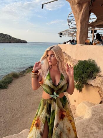 Full leaked Carla moreau private photo