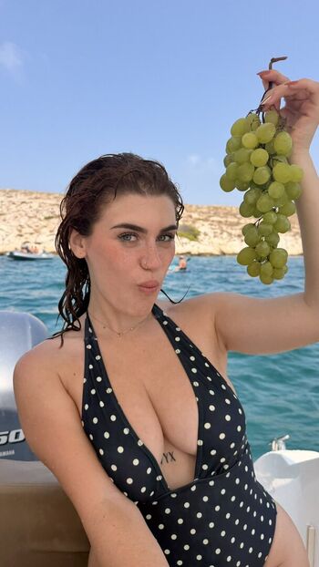 Full leaked Carla vyxx private photo