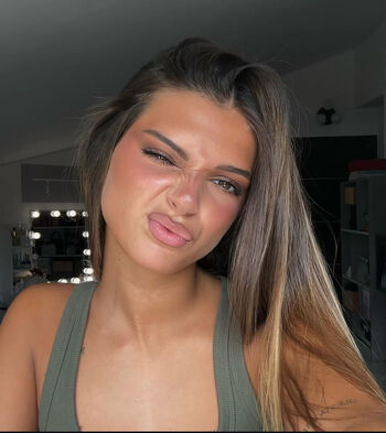 Full leaked Carlotta cance private photo