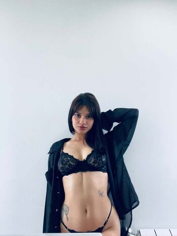 Full leaked Carly light private onlyfans photo