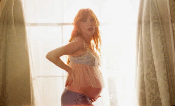 Full leaked Carly rae jepsen private photo